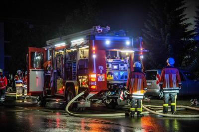 Ostfildern-Scharnhausen: Rauchgeruch in Mehrfamilienhaus loest groesseren Einsatz aus